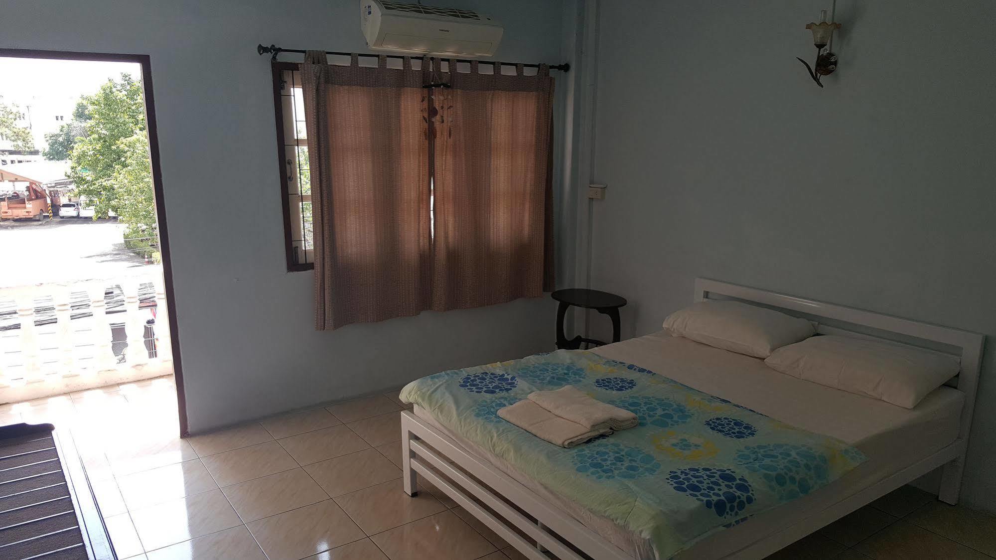Phuket Blue Hostel Экстерьер фото