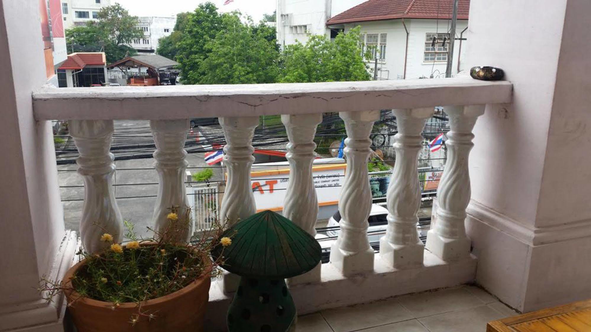 Phuket Blue Hostel Экстерьер фото